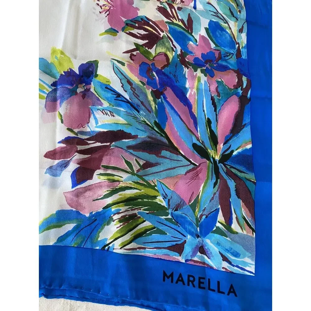 MARELLA made in ITALI Silk Scarf MARELLA Luxury women's clothing brand 42x42”